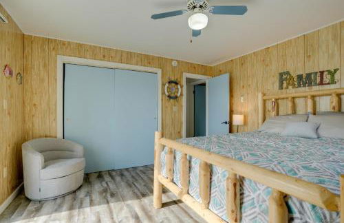 Lakefront Home in Hartford Hot Tub, Kayaks and Dock - Foto 11