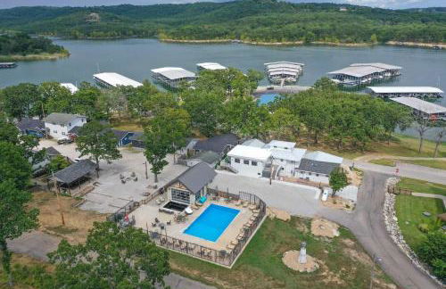 Wake Zone Lighthouse Lodge - Lake Views - Foto 24