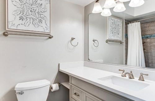 Geneva Lake Adventures Family Retreat with Patio - Foto 14