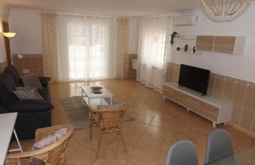 Sunny poolview Apartment - Foto 7