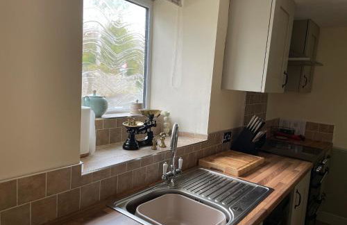 Penny Black Cottage - Photo 9