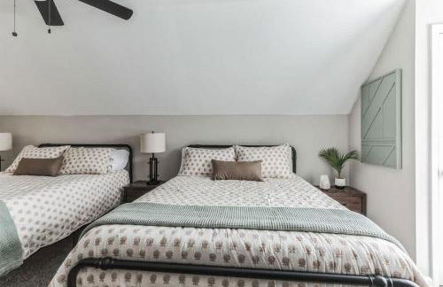 Charming Farmhouse Retreat in Madison AL - Photo 31