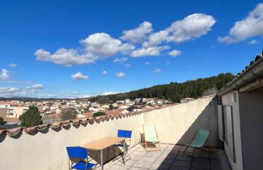 Appartement chaleureux avec jacuzzi-Terrasses rooftop-Rafraîchisseur-Parking-wifi - Foto 17
