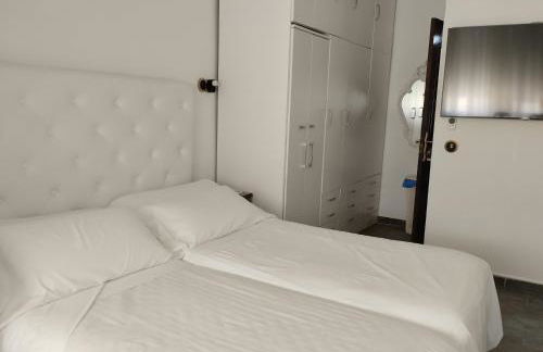 Habitaciones individuales en apartamento - Photo 13