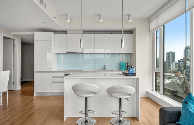 By Stampede Free Parking Banff Pass Wine More - Photo 43