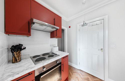 Long Stay Ready King Bed Kitchen WiFi Town - Foto 11