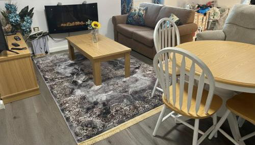 Broad Oak Stays 2BR Flat for 6 with Parking - Foto 4