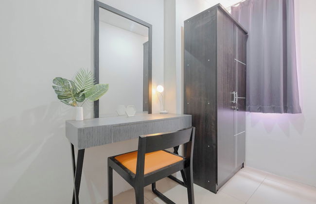 Cozy Living 2Br Apartment At Vittoria Residence - Photo 5