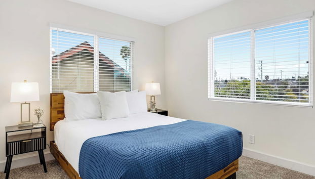 Pool, Hot Tub & Outdoor Lounge Near Beaches & Downtown Bridge - Foto 3, Habitación