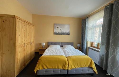 FeWo Nietleben mit 2Schlafzimmer & Balkon - Foto 11