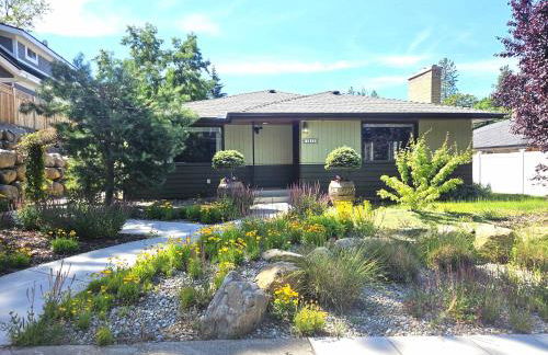 Theatrical Escape South Hill Home near Downtown - Foto 37