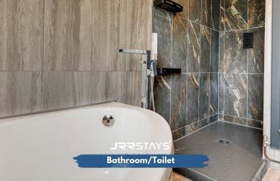 JRR STAYS 3Bed Sleeps 8- Coventry/Antsy M6-J2 CV7 - Photo 48