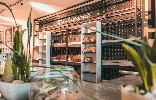 The Row Residential Hotel - Photo 12