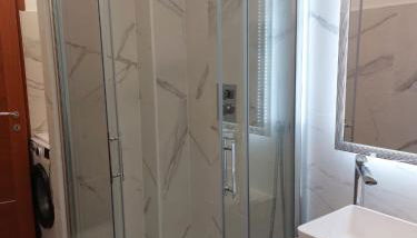 4 Piano Apartment - Foto 3, Shower
