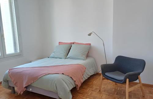 Au Pied de la gare et centre ville - 2 chambres - spacieux - Foto 3