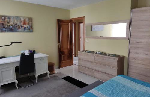 PRECIOSA CASA DE 4 HABITACIONES EN PLENO CORAZÓN DEL CAMINO DE SANTIAGO! - Foto 23