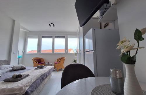 Mystic Grey Studio Apartment - Foto 29