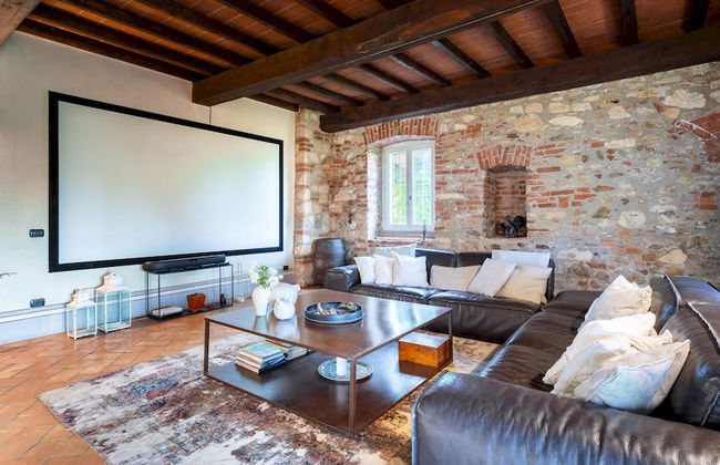 Cascina Moglia 8 1 Emma Villas - Foto 9