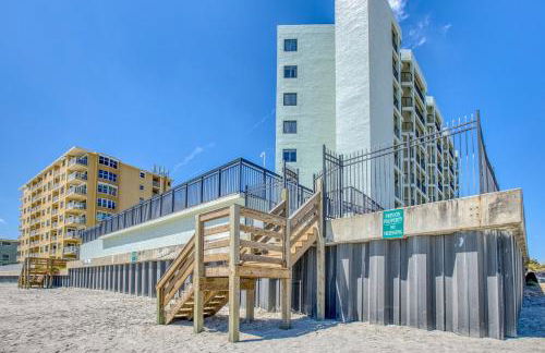 Beachfront with a pool at Ocean Trillium Condo ~ 101 - Foto 21