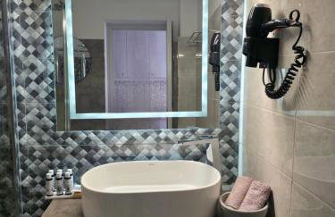 Sunset Paradise Oia - Photo 16