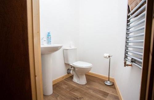 Mike's 3-bedroom Countryside Cottage - Foto 23