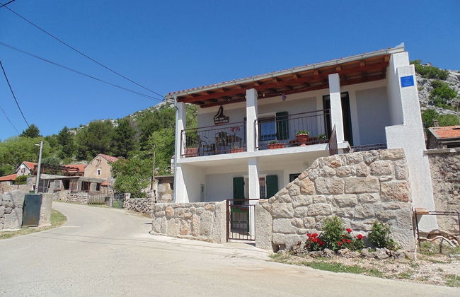 Holiday Home in Starigrad With Garden - Foto 18