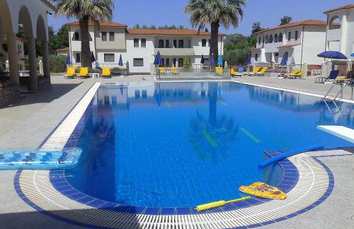 Amari Hotel - Photo 1