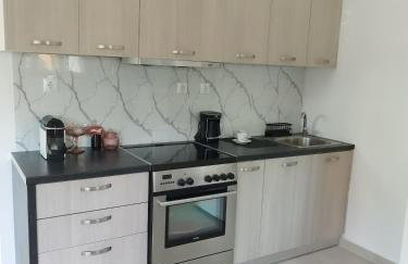 Moschato modern cozy apartment with private yard - Foto 23