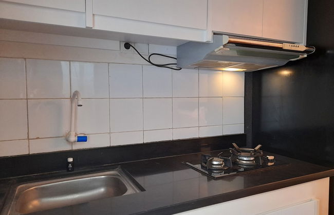 Modern Studio Room at Gateway Ahmad Yani Cicadas Apartment - Photo 6