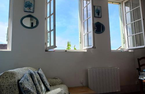 le gîte de Claire maison avec terrasse, calme et confort, lit king size linge fourni - Foto 12