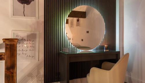 Bradford Luxury Central Apartment with Jacuzzi - Foto 5