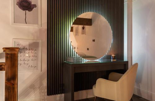 Bradford Luxury Central Apartment with Jacuzzi - Foto 5