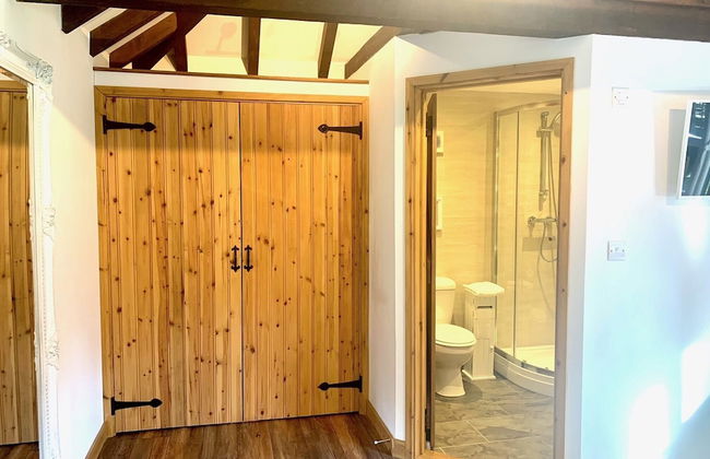 Flint Cottage - Sleeps 6 - Private Woodland - Foto 24