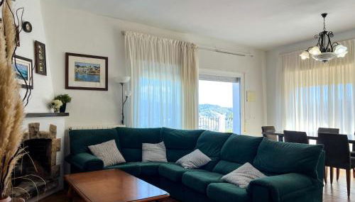 Tranquil Villa with Private Pool & views - Photo 2