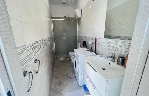 the brilliant sisters - Photo 22