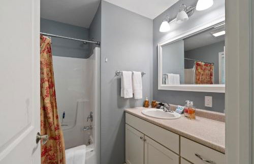 Blue Bear Cottage at Simple Life Rentals - Foto 20