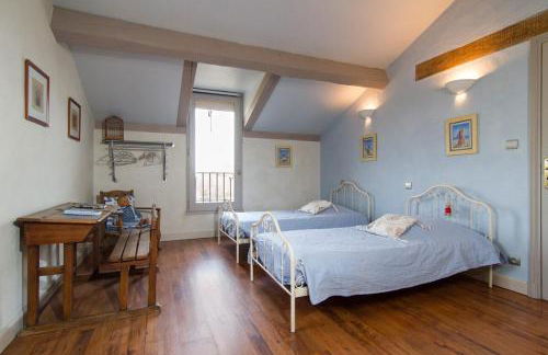 Du Levant au Couchant - 2 gîtes mitoyens à Caylus - Piscine - Jardin - 5 chambres - 12 personnes - 5 minutes du village médiéval - Foto 43