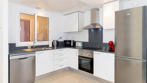 Victoria Sunny flat with sea and pool view - Foto 4, stove, dishwasher, pet friendly, toaster, minibar