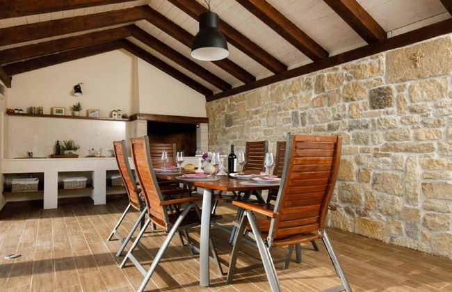 Charming Villa With Private Pool - Foto 18