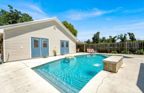 Escape to Paradise w Saltwater Pool 25 Min to PCB - Foto 38