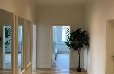 STAYLIGHT Exklusive Jugendstil-Residenz im Philosophenviertel - privater Parkplatz - Balkon - Foto 14