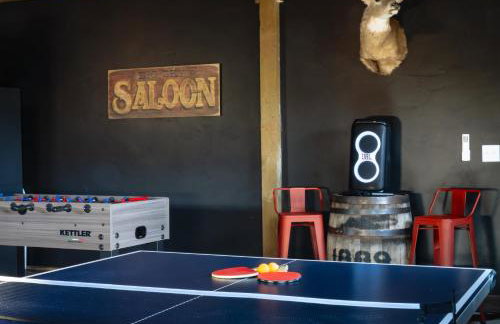 30 Miles to Yellowstone Hot Tub Game Room AC - Foto 2