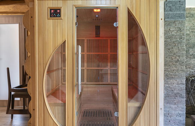 6 bedroom House in Benešov nad Černou with garden and terrace - Photo 6