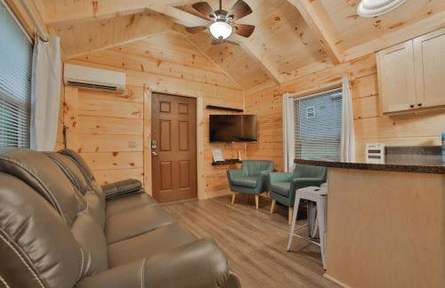 Stefan Cabin Nature-nested Tiny Home Hot Tub - Foto 8