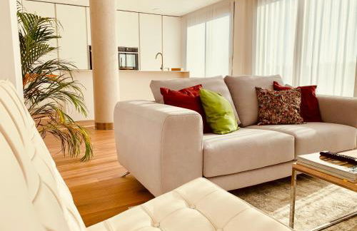 CANELAS PREMIUM NUEVOS con PISCINA, AMPLIAS TERRAZAS Y GARAJE - Foto 33