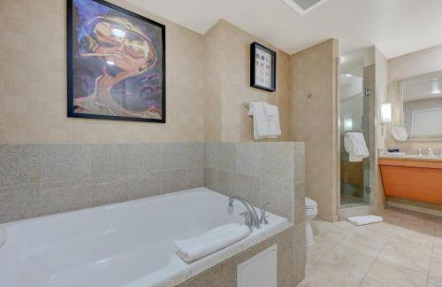 SPHERE IN 4K - Vintage Vegas Condo with Sphere and Strip Views! - Foto 21