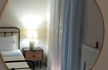 The Sunny House - Photo 33