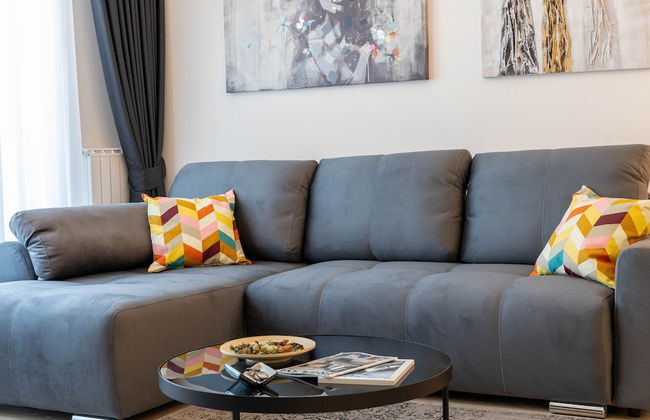 Apartments Royal - Aria Building - Photo 4