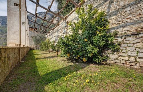 Casa Limonaia al Pos - Photo 24