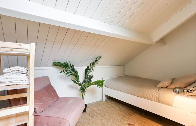 Pleasant Holiday Home in Vrouwenpolder With Garden - Photo 10